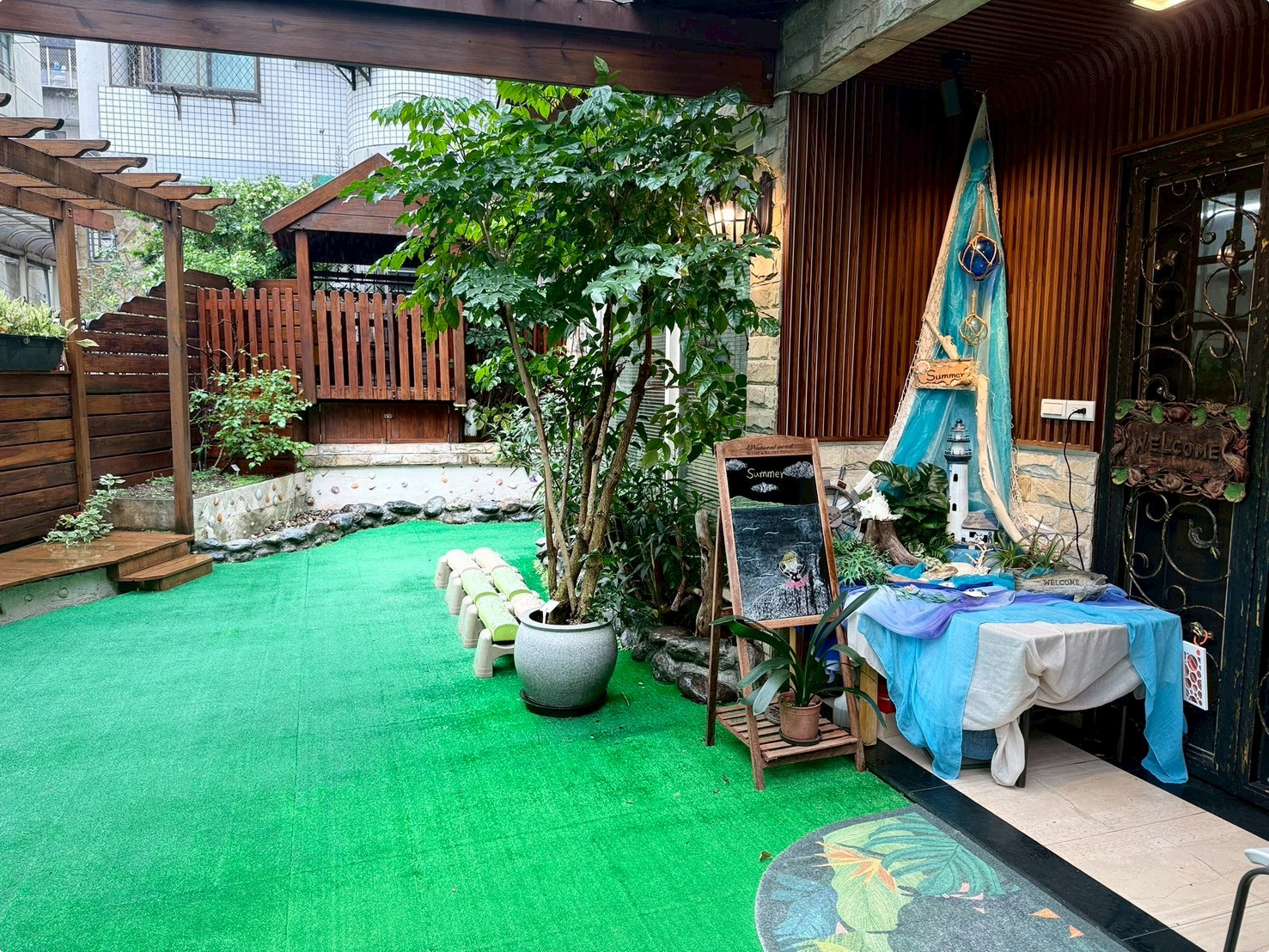 咪咪幼兒園戶外環境